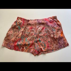 Silk pink shorts